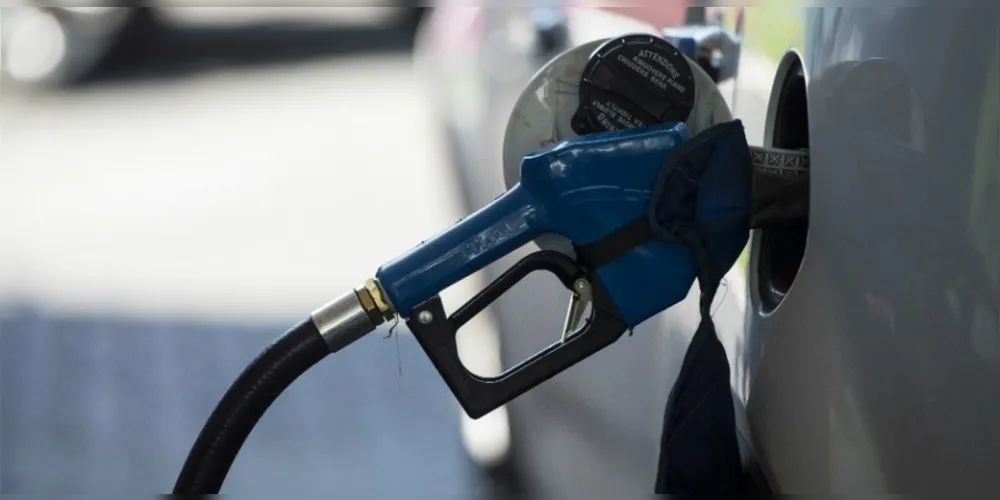 Imagem ilustrativa da imagem Petrobras anuncia nova redução no preço da gasolina