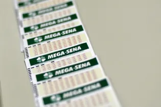 Imagem ilustrativa da imagem Mega-Sena acumula e prêmio vai a R$ 27 milhões