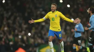 Neymar fez o gol do Brasil na partida