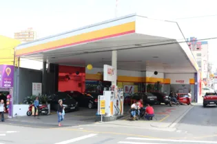 Gasolina já é vendida na faixa de R$ 4,40 na região central da cidade