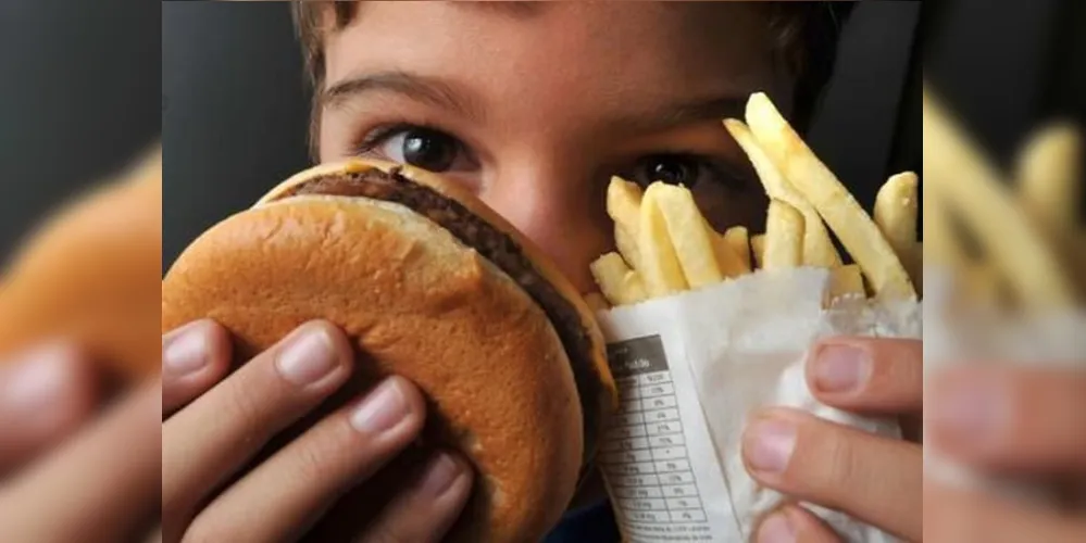 Embora alto, o valor calórico das refeições em fast foods foi inferior ao de de pratos feitos