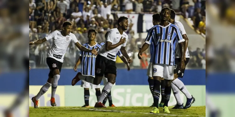 Imagem ilustrativa da imagem Quatro equipes buscam título da Copinha 2019