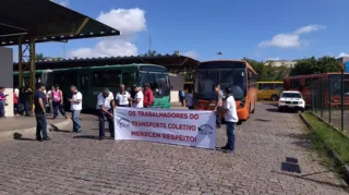 Em estado de greve desde o último final de semana, o Sintropas realiza ações nos terminais de transporte coletivo