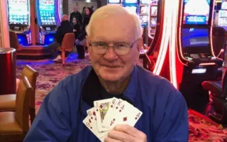 Imagem ilustrativa da imagem Homem de 85 anos ganha US$ 1 milhão em jogo de pôquer