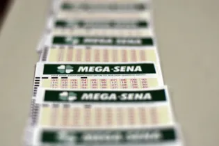 Imagem ilustrativa da imagem Mega-Sena acumula e pode pagar R$ 38 milhões na quarta
