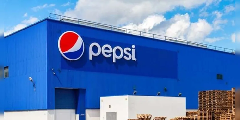Imagem ilustrativa da imagem PepsiCo vai substituir funcionários por robôs
