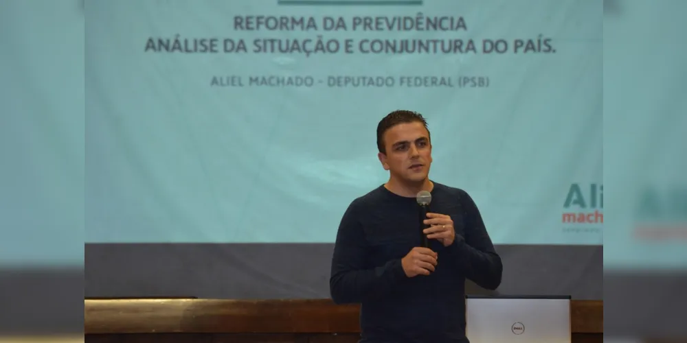 Deputado federal Aliel Machado (PSB) cumpriu na última segunda-feira, 01, extensa agenda no município de Irati