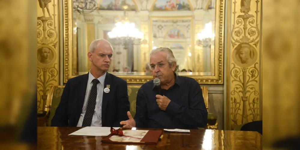 O diretor do Museu Nacional, Alexander Kellner, ao lado do presidente do Ibram, Paulo Amaral.