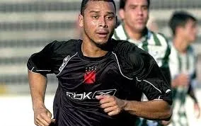 Valdiram foi jogador do Vasco entre 2006 e 2007