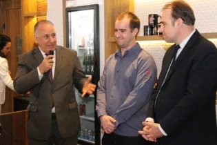 João Mehl esteve em Ponta Grossa na inauguração do Lumen Café, nesta terça-feira