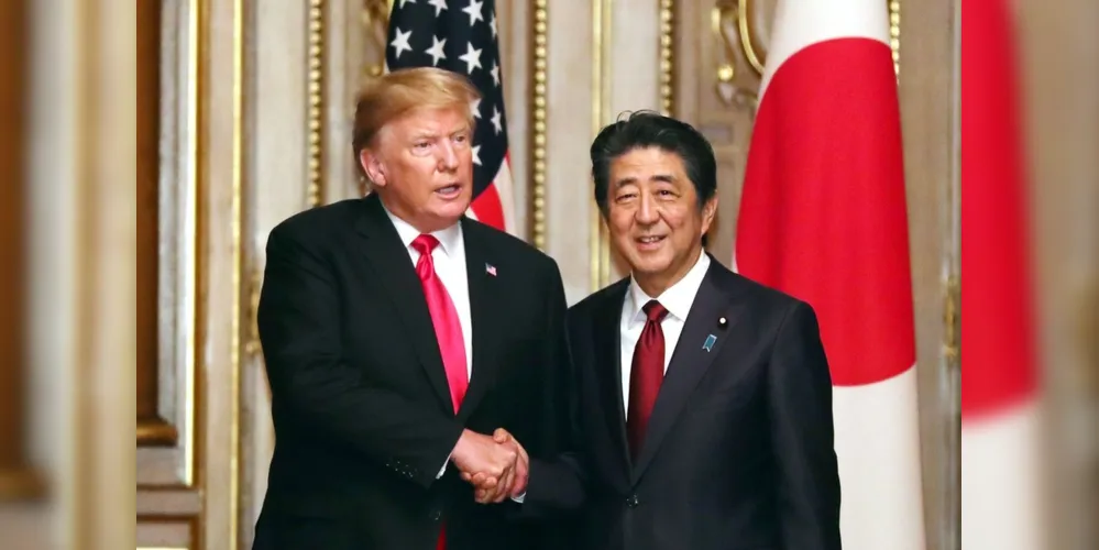 Imagem ilustrativa da imagem Trump se reúne em Tóquio com premiê japonês