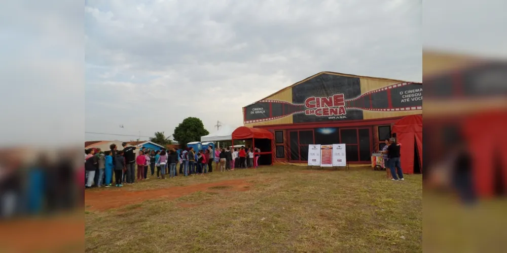 Sala itinerante do projeto Cine em Cena Brasil ficará montada na região central da cidade

