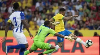 Seleção do Brasil encarou a de Honduras no Rio Grande do Sul