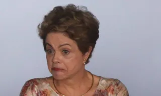 A presidente Dilma Rousseff apresentará defesa ainda hoje (04).