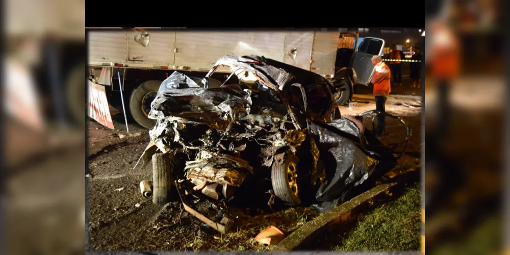 Imagem ilustrativa da imagem Irmãos morrem em acidente na rodovia PR-092 em Arapoti