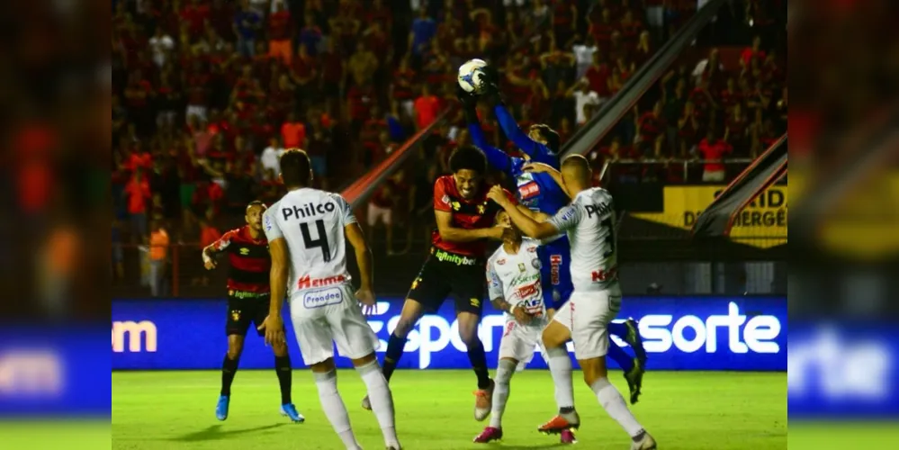 Imagem ilustrativa da imagem Sport vence o Operário por 3 a 1 em Recife