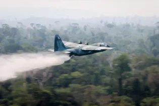 Incêndios na Amazônia são o grande foco da reunião entre ministros e governadores da região