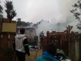 Imagem ilustrativa da imagem Incêndio destrói duas residências na Vila Princesa