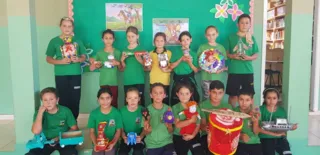 Imagem ilustrativa da imagem Recicláveis trazem benefícios à Escola São Sebastião