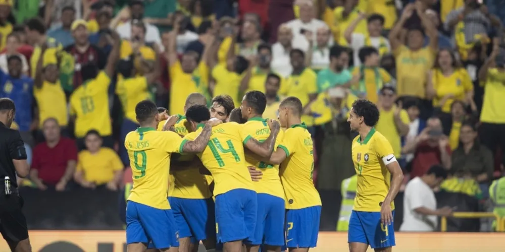 Seleção Brasileira se impôs dentro de campo, brilhou no ataque e encerrou o ano com uma vitória por 3 a 0 diante da Coreia do Sul