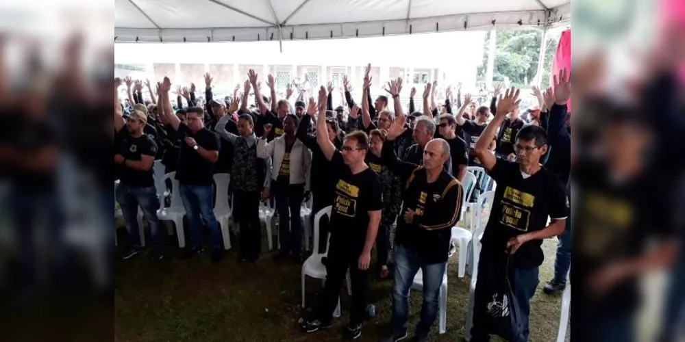 Paralisação da categoria será em protesto à proposta de reforma da Previdência de Ratinho Jr.