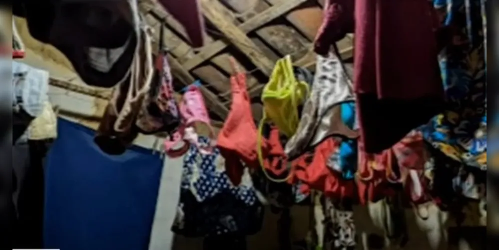 Na casa do homem que confessou os crimes, a polícia encontrou dezenas de peças intimas