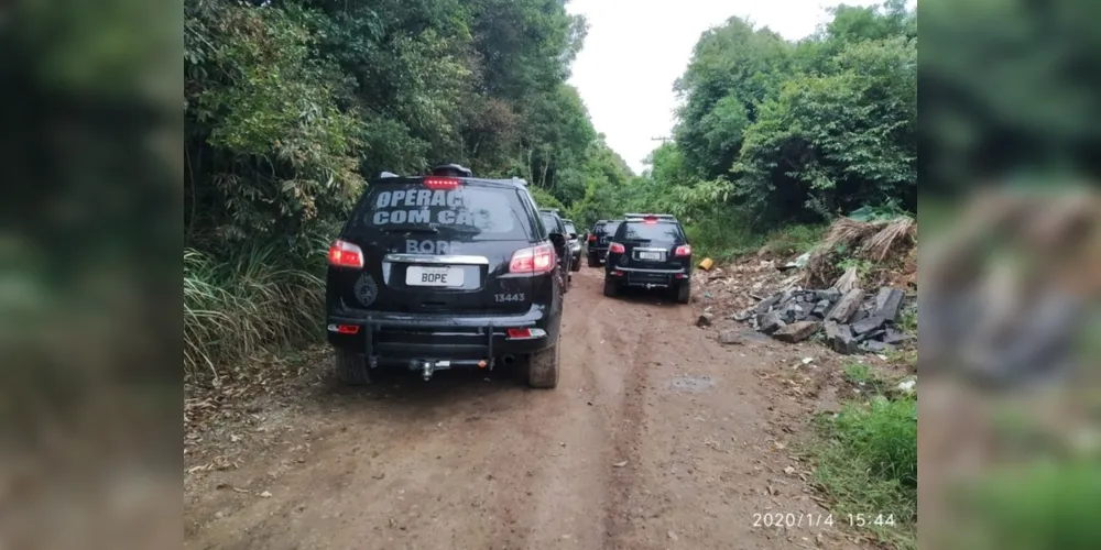 Imagem ilustrativa da imagem Confronto termina com dois suspeitos de roubar carro mortos na RMC