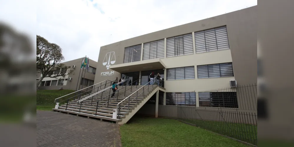 Caso foi registrado no fim da tarde de sexta-feira no Fórum de Ponta Grossa