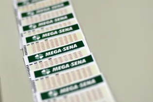 Imagem ilustrativa da imagem Mega-Sena pode pagar hoje R$ 31 milhões