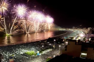 Festas de Ano Novo pelo Brasil vão atrair turistas e aquecer a economia