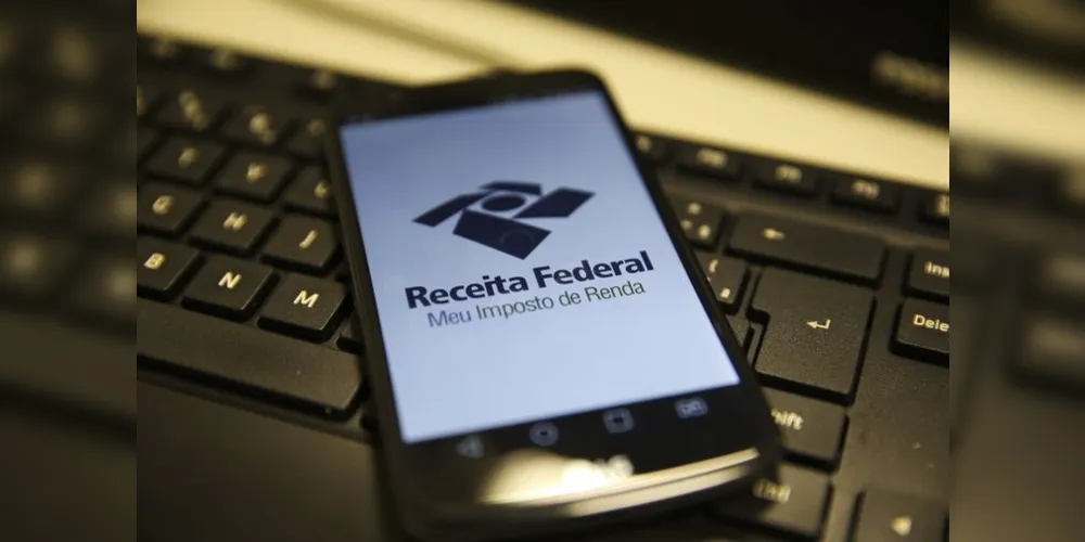 A Receita oferece ainda aplicativo para tablets e smartphones, que permite o acompanhamento das restituições 