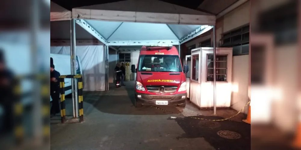 Criança foi encaminhada de ambulância até o Hospital do Trabalhador, mas não resistiu