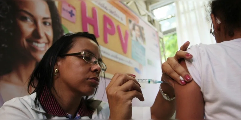 O HPV é uma infecção sexualmente transmissível e é considerada a mais comum no mundo, atingindo 11,7% da população global