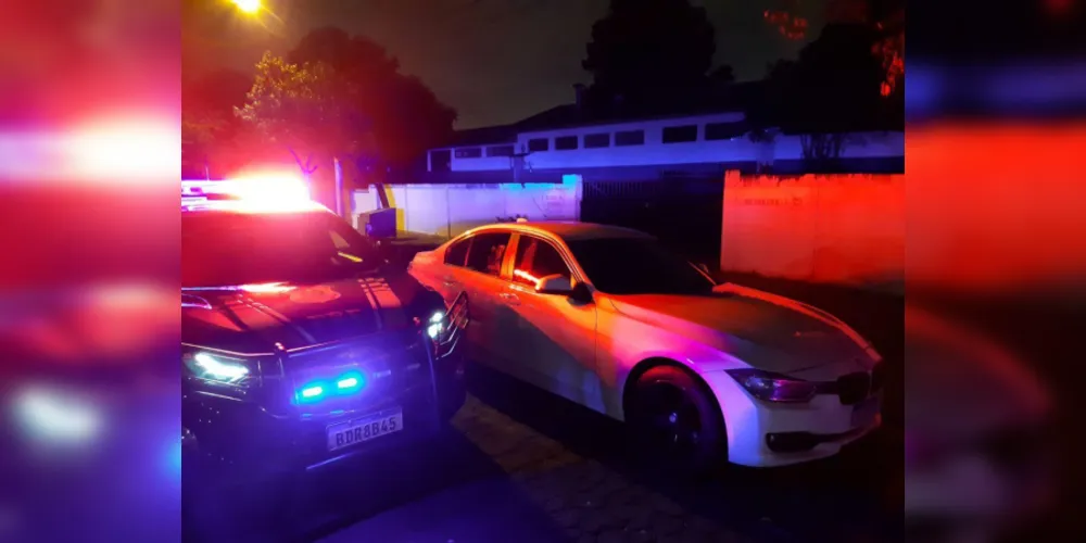 Imagem ilustrativa da imagem Polícia Rodoviária Federal apreende BMW 'clonada' em Curitiba