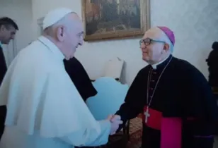 Imagem ilustrativa da imagem Dom Sérgio se encontra com o Papa Francisco