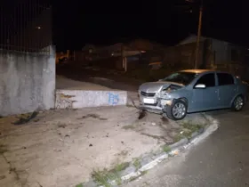 Acidente aconteceu na esquina das ruas Domício da Gama e Travessa Pernambuco