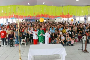 Chamado em seu início de ‘Carnaval Cristão’, o Saron atraiu perto de mil pessoas durante toda a terça-feira