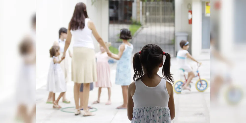 As estatísticas demonstram que a maior parte dos casos ocorre no ambiente doméstico. Pais, mães e outros parentes são responsáveis por 70% das violações registradas no Brasil