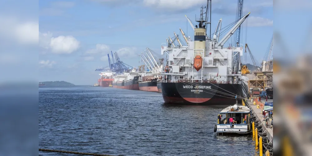 Imagem ilustrativa da imagem Produtividade cresce 20% nos portos do Paraná