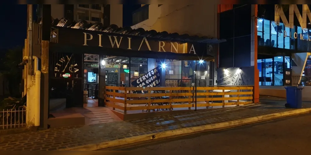 O Piwiarnia, que quer dizer ‘Casa da Cerveja’, é um estabelecimento que busca manter as origens polonesas em seu cardápio.