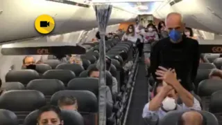 Imagem ilustrativa da imagem Rumo à Manaus, profissionais de saúde são aplaudidos em avião