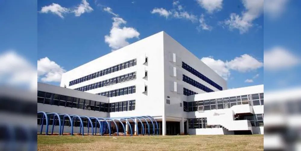 HU-UEPG é o hospital de referência na região para tratamento de casos graves de covid-19