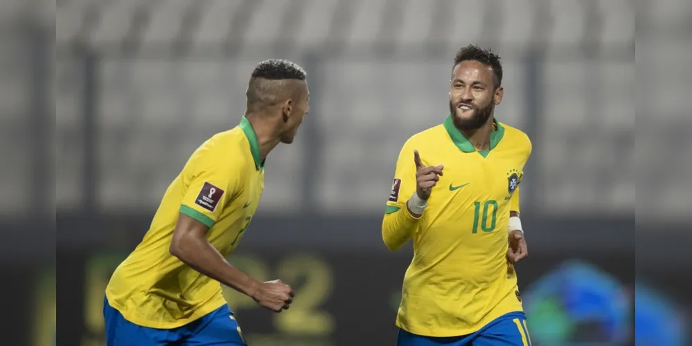 Peru ficou à frente no placar duas vezes, mas gols de Neymar deram vitória ao Brasil