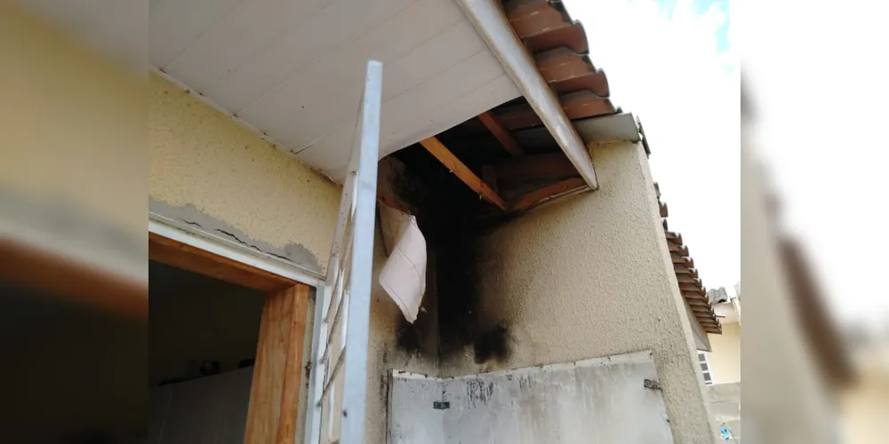 Imagem ilustrativa da imagem Incêndio criminoso atinge casa no Parque dos Pinheiros
