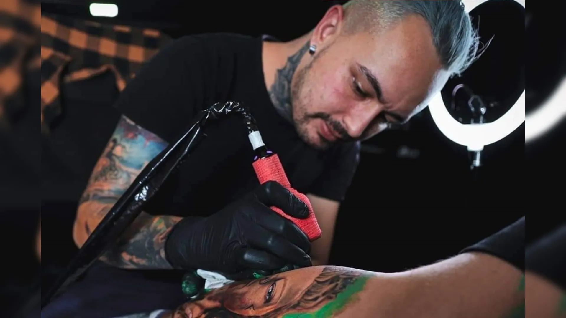 Exposição na Alemanha inova ao tratar tatuagem como arte - GGN