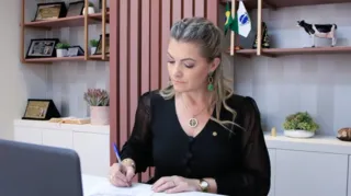 Deputada federal castrense mantém o apoio ao governo federal e ao presidente Jair Bolsonaro