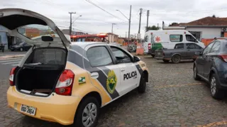 Acidente aconteceu no cruzamento da Avenida Carlos Cavalcanti com a Rua João Tomé