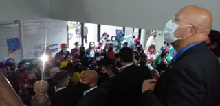 Aproximadamente 300 educadores ocuparam a Assembleia Legislativa do Paraná 