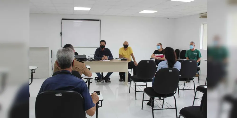 Secretário de Saúde explica que o novo decreto é necessário devido a situação da pandemia no município