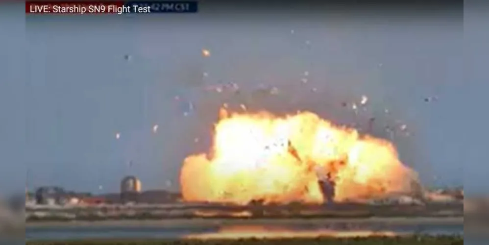 Imagem ilustrativa da imagem Protótipo de foguete explode na aterrissagem após teste